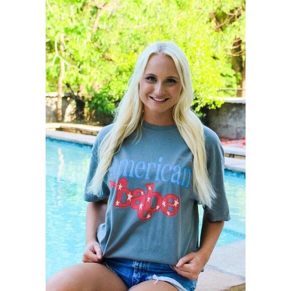 American Babe - Picture 2 of 3